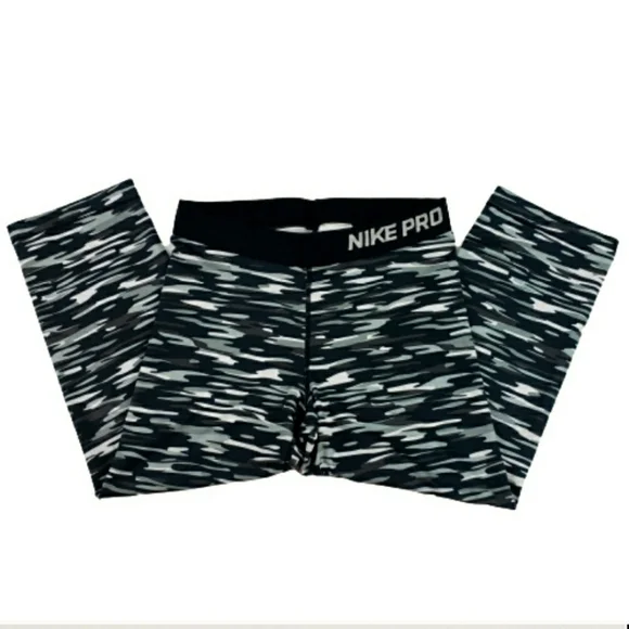 Nike Pro Athletic Grey Camo Capri Leggings Size Small - Picture 2 of 8